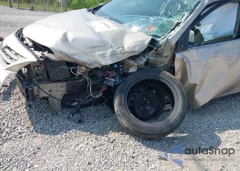 2013 Toyota Corolla S/Le из США, поврежденный, VIN 5YFBU4EE5DP197722